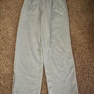 Nike Light Heather Gray Track Pants
Worn a couple times